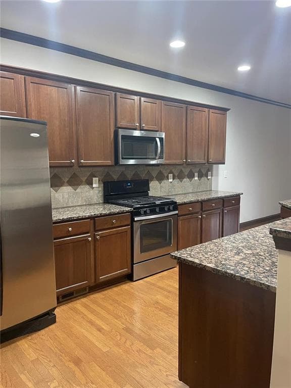 3 bedroom, 4 bathroom, 2,800 sq ft townhouse for sale at 3220 buck Way, Milton, GA 30004 — photo 9