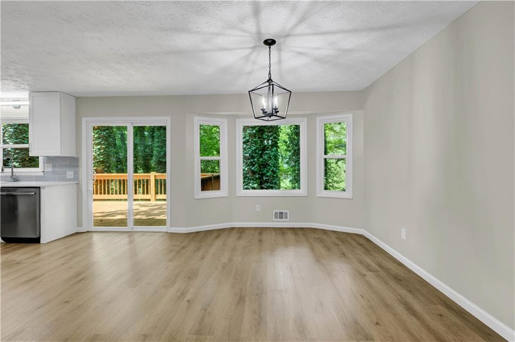 4 bedroom, 3 bathroom, 2,002 sq ft single family residence for sale at 4891 Lake Forest Drive, Conyers, GA 30094 — photo 7
