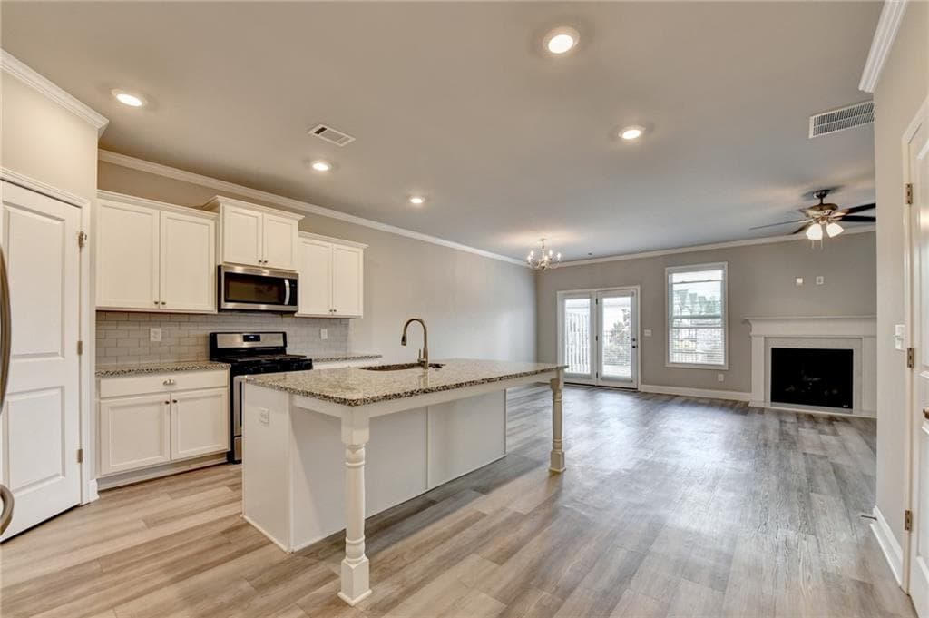 3 bedroom, 2 bathroom, 1,891 sq ft townhouse for rent at 2408 Morgan Creek Road, Buford, GA 30519 for $2,150 a month — photo 7