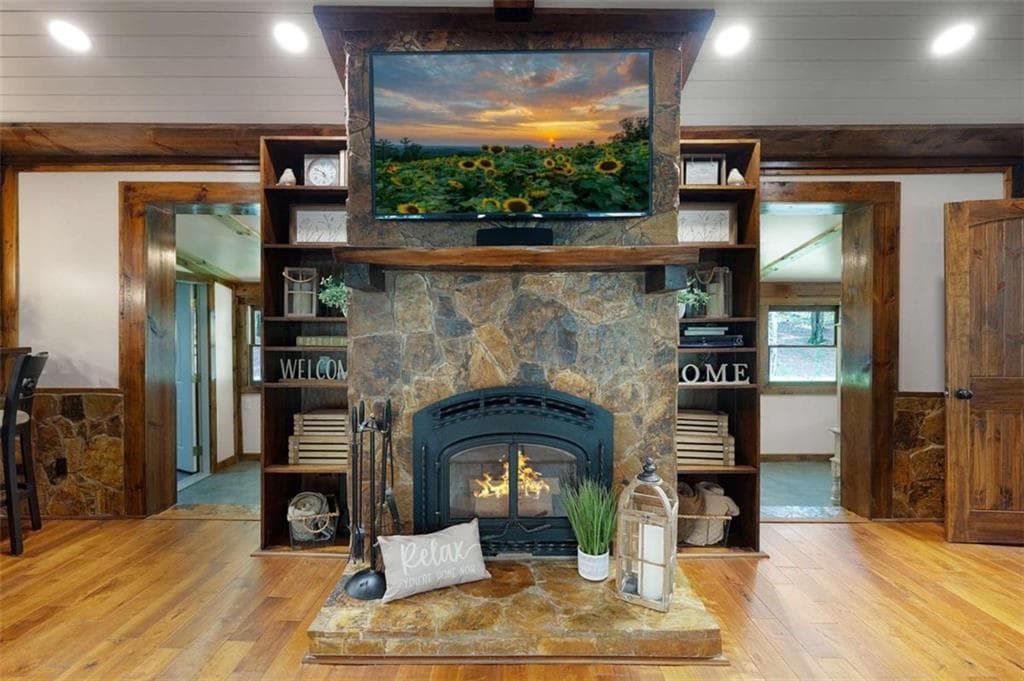 3 bedroom, 3 bathroom, 3,549 sq ft single family residence for sale at 2064 Knight Road, Ellijay, GA 30540 — photo 8