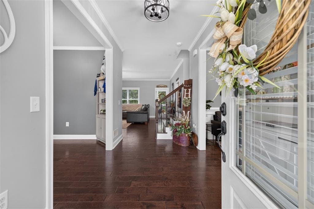 5 bedroom, 5 bathroom, 3,826 sq ft single family residence for sale at 5370 Shadow Walk Way, Gainesville, GA 30507 — photo 8