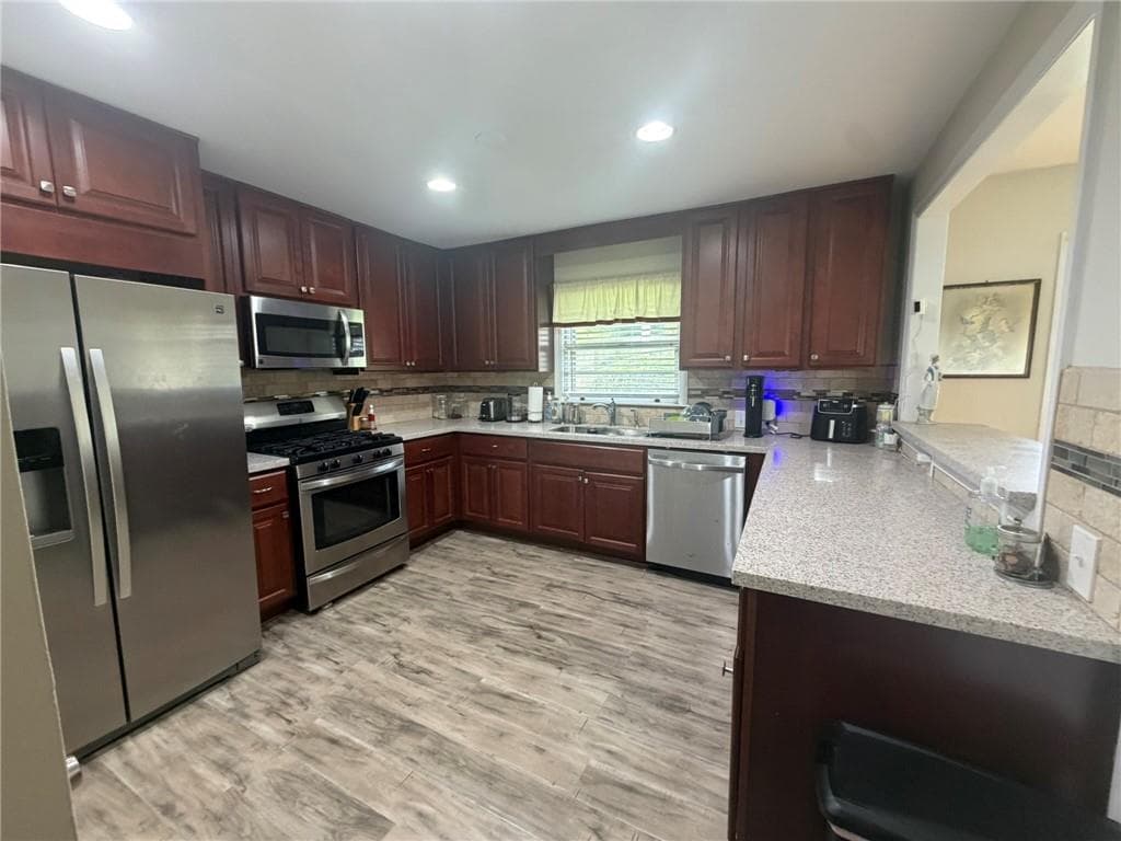 3 bedroom, 2 bathroom, 1,239 sq ft single family residence for rent at 2465 Miriam Lane, Decatur, GA 30032 for $2,250 a month — photo 3