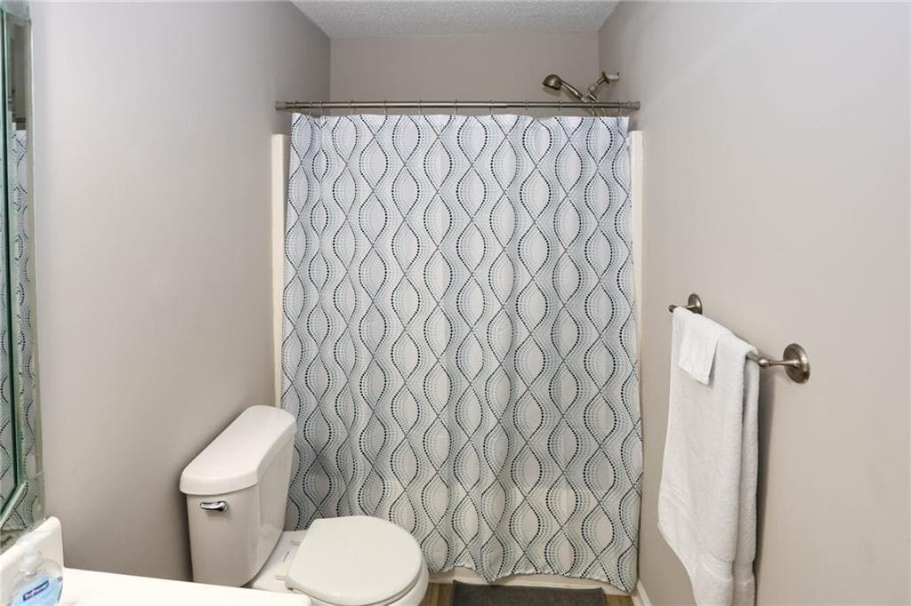 2 bedroom, 3 bathroom, 1,680 sq ft townhouse for rent at 7116 Blairs View Court 7, Austell, GA 30168 for $1,900 a month — photo 10