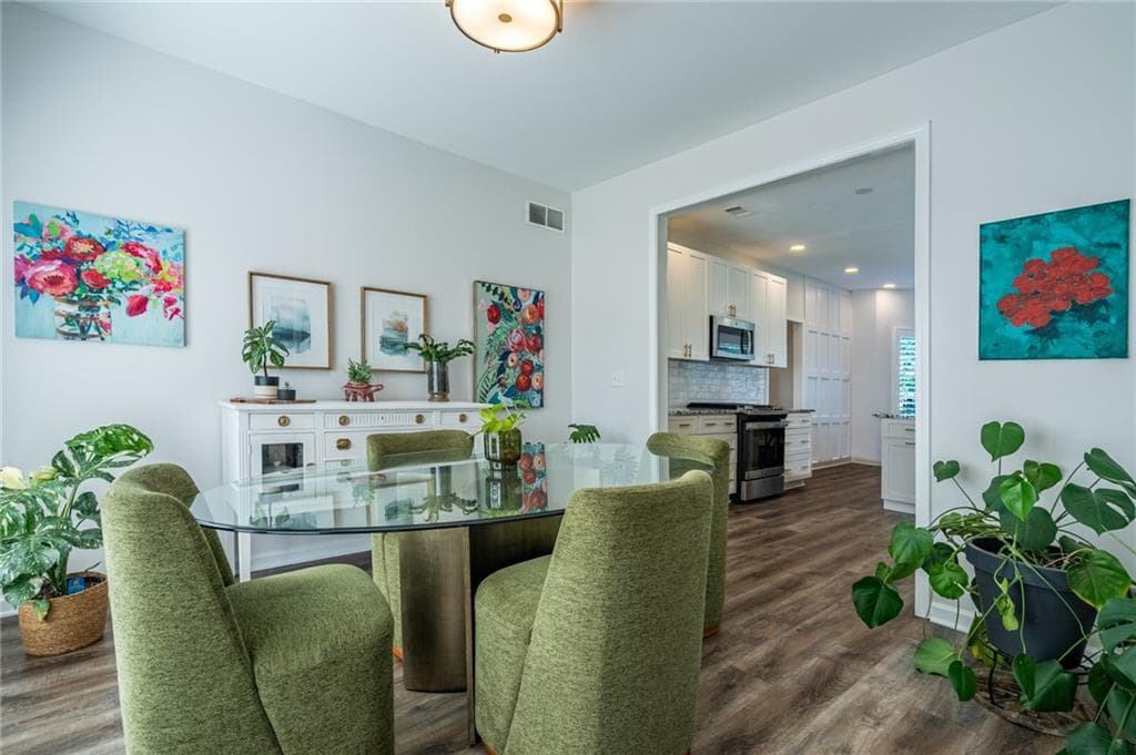 5 bedroom, 3 bathroom, 3,218 sq ft single family residence for sale at 2230 Worthington Drive, Powder Springs, GA 30127 — photo 5