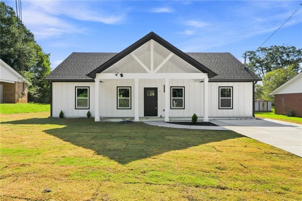 4 N Annie St, Newnan, GA 30263 — most recent listing photo