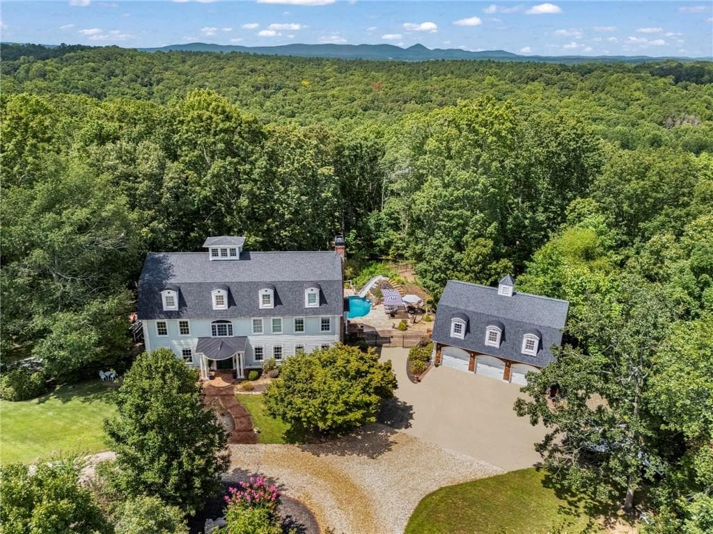 8 bedroom, 7 bathroom, 9,036 sq ft single family residence for sale at 285 Old Hornage Road, Ball Ground, GA 30107 — photo 9