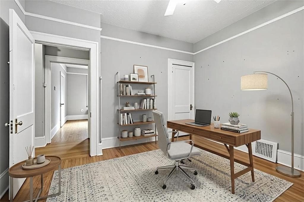 3 bedroom, 2 bathroom, 1,628 sq ft single family residence for sale at 675 Holderness Street, Atlanta, GA 30310 — photo 6