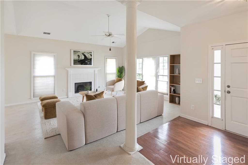 3 bedroom, 2 bathroom, 1,760 sq ft single family residence under contract at 2813 Colleton Drive, Marietta, GA 30066 — photo 3