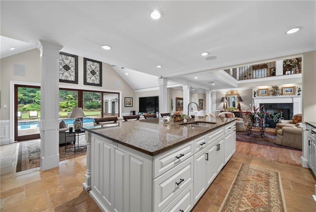 4 bedroom, 6 bathroom, 4,971 sq ft single family residence for sale at 1601 Broadnax Mill Road, Loganville, GA 30052 — photo 10