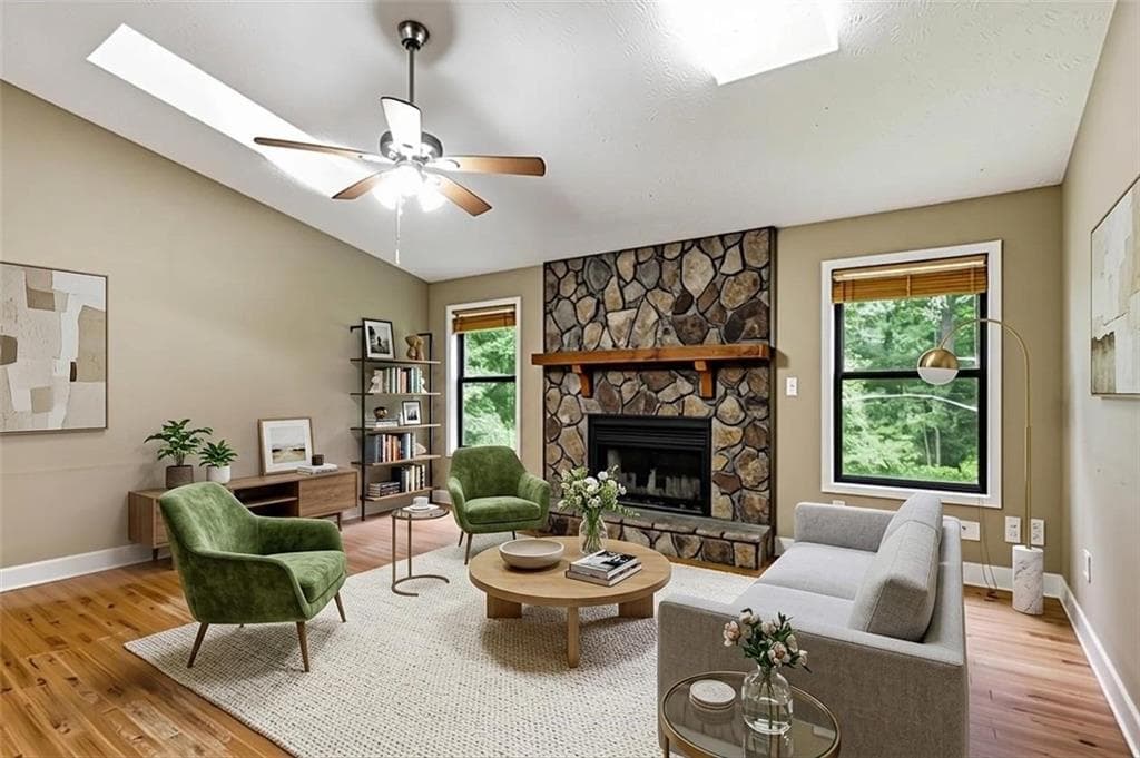 4 bedroom, 3 bathroom, 2,049 sq ft single family residence for sale at 819 Tramore Court, Powder Springs, GA 30127 — photo 4