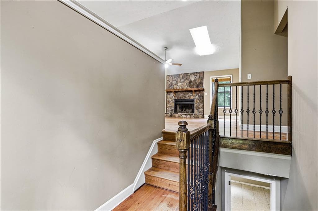 4 bedroom, 3 bathroom, 2,049 sq ft single family residence for sale at 819 Tramore Court, Powder Springs, GA 30127 — photo 9