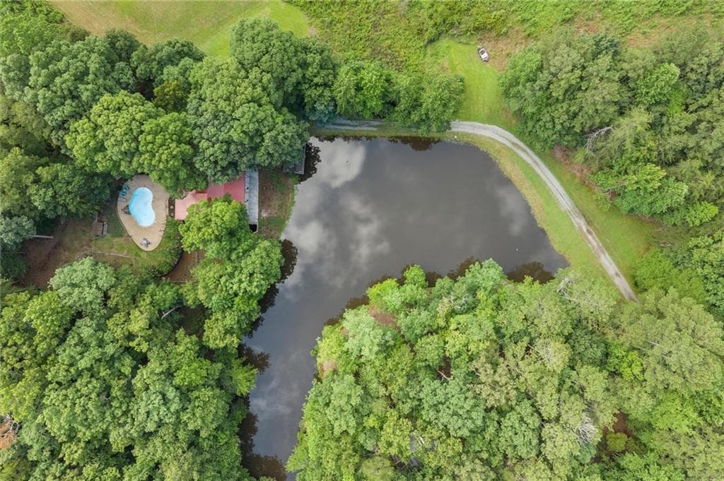 3 bedroom, 3 bathroom, 2,340 sq ft single family residence for sale at 140 J R Road, Cartersville, GA 30121 — photo 4