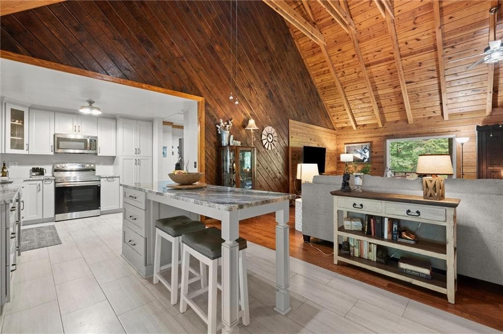 3 bedroom, 3 bathroom, 2,340 sq ft single family residence for sale at 140 J R Road, Cartersville, GA 30121 — photo 7
