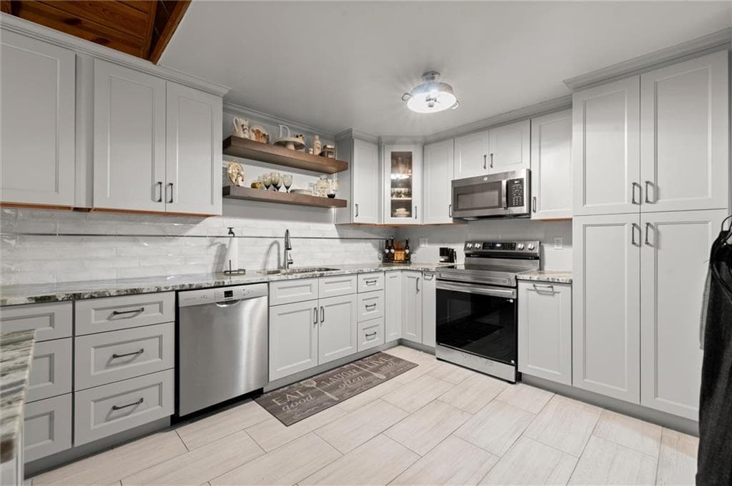 3 bedroom, 3 bathroom, 2,340 sq ft single family residence for sale at 140 J R Road, Cartersville, GA 30121 — photo 8