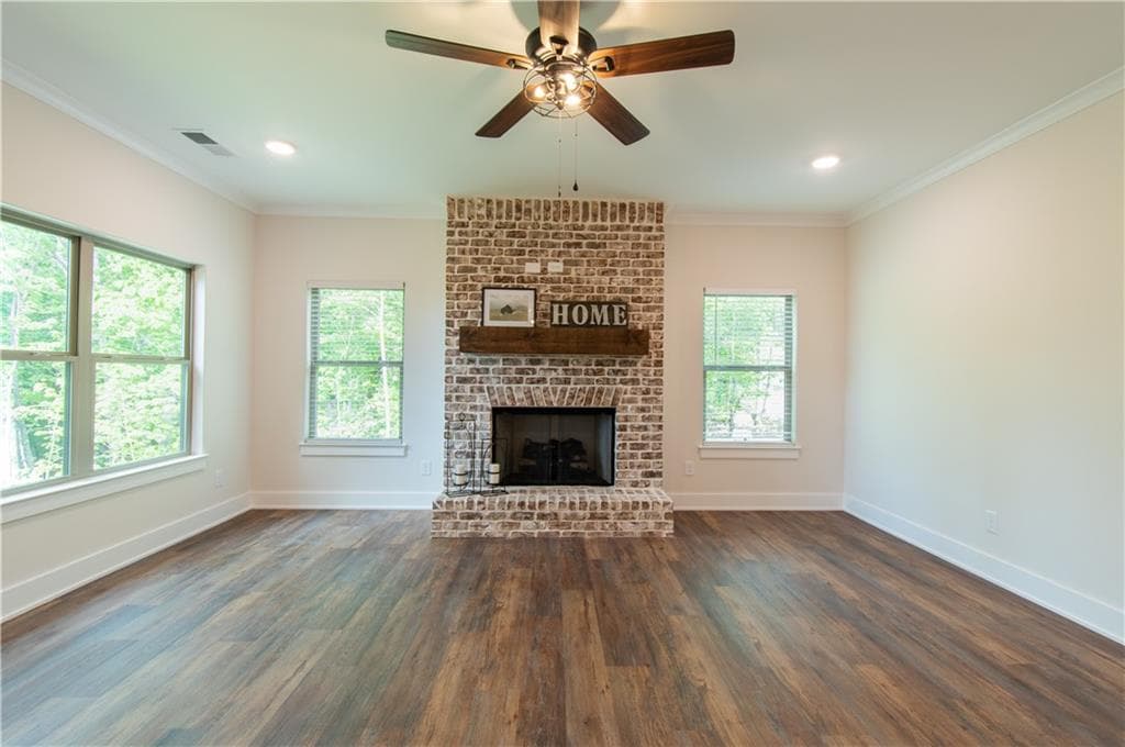 4 bedroom, 3 bathroom, 2,294 sq ft single family residence for sale at 386 Mulberry Circle, Jasper, GA 30143 — photo 5