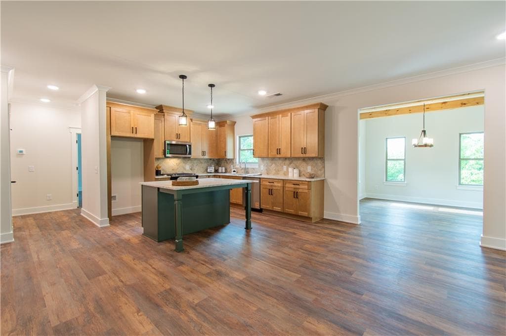 4 bedroom, 3 bathroom, 2,294 sq ft single family residence for sale at 386 Mulberry Circle, Jasper, GA 30143 — photo 10