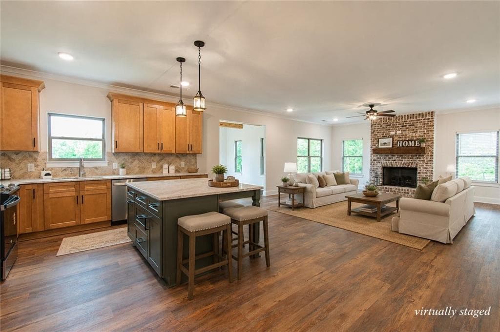 4 bedroom, 3 bathroom, 2,294 sq ft single family residence for sale at 386 Mulberry Circle, Jasper, GA 30143 — photo 7