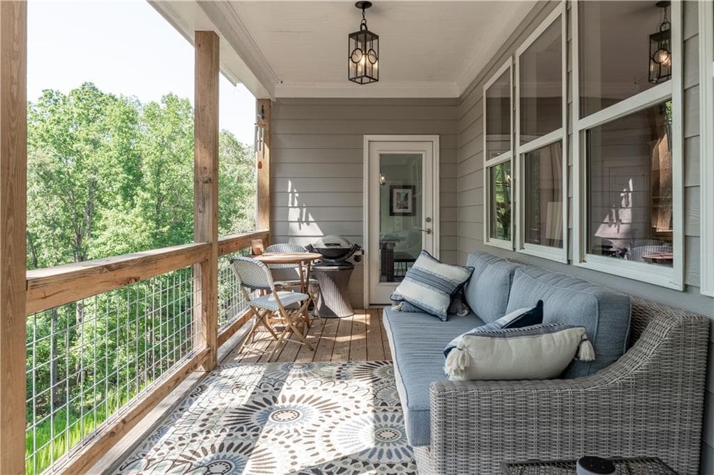 4 bedroom, 4 bathroom, 3,340 sq ft single family residence for sale at 5171 Glen Forrest, Flowery Branch, GA 30542 — photo 6