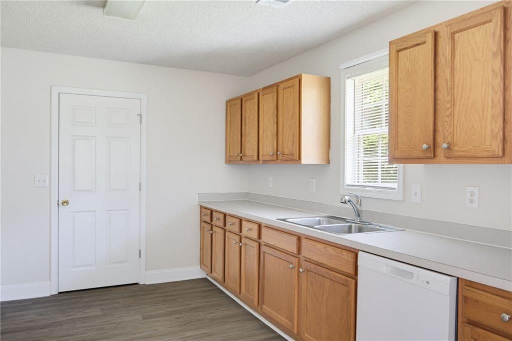 3 bedroom, 2 bathroom, 1,607 sq ft single family residence for sale at 31 Adair Cove, Dallas, GA 30157 — photo 8