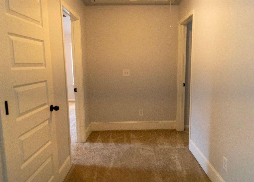 4 bedroom, 4 bathroom, 2,793 sq ft single family residence for sale at 1305 Horseshoe Creek Lane, Cumming, GA 30041 — photo 2