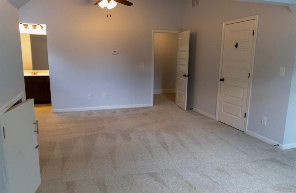 4 bedroom, 4 bathroom, 2,793 sq ft single family residence for sale at 1305 Horseshoe Creek Lane, Cumming, GA 30041 — photo 4