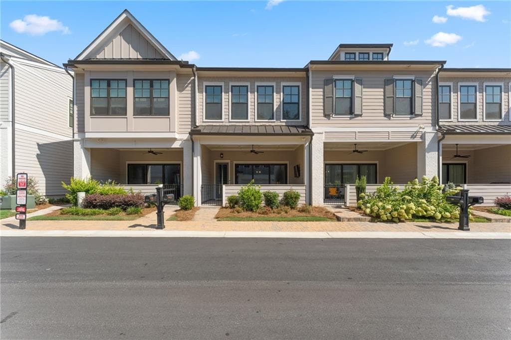 3 bedroom, 3 bathroom, 1,849 sq ft townhouse for sale at 710 Stickley Oak Way, Woodstock, GA 30189