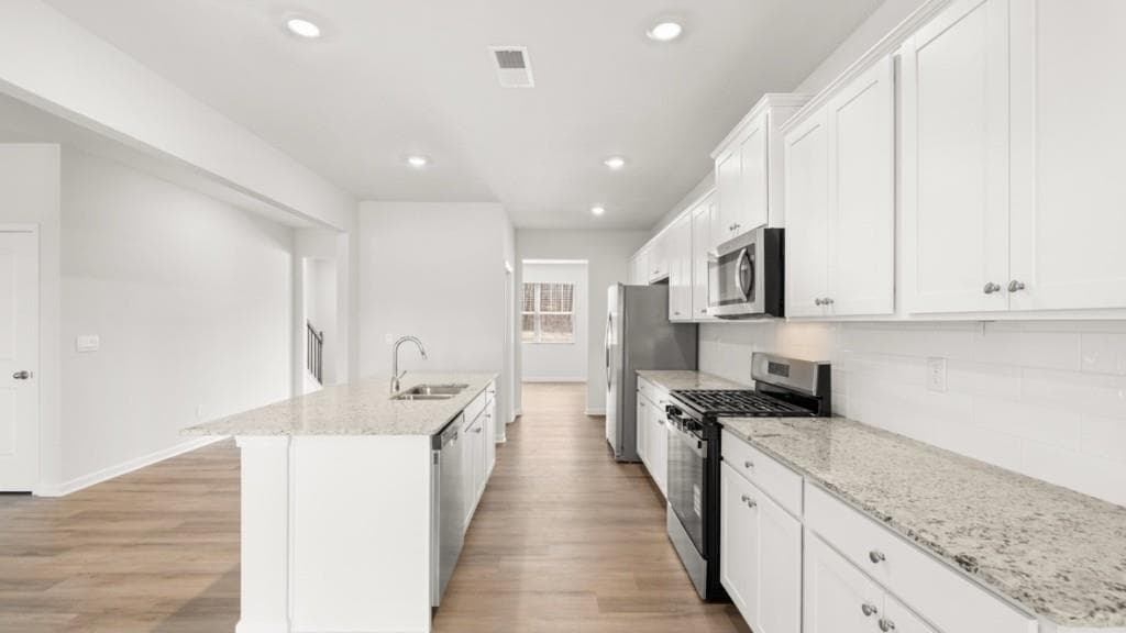5 bedroom, 3 bathroom, 3,209 sq ft single family residence for sale at 6029 Airedale Drive, Union City, GA 30291 — photo 10