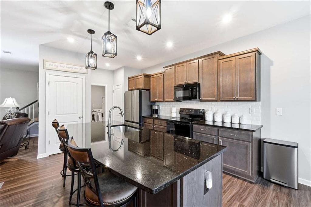 3 bedroom, 2 bathroom, 2,409 sq ft single family residence for rent at 24 Aspen Way, Dallas, GA 30157 for $2,100 a month — photo 6