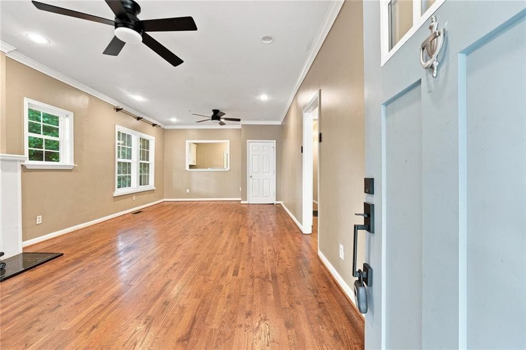 3 bedroom, 2 bathroom, 1,500 sq ft single family residence for sale at 275 Haas Avenue, Atlanta, GA 30316 — photo 3