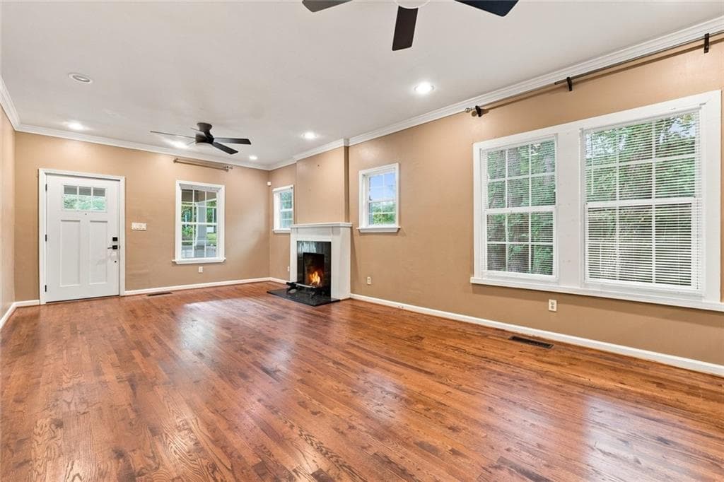 3 bedroom, 2 bathroom, 1,500 sq ft single family residence for sale at 275 Haas Avenue, Atlanta, GA 30316 — photo 5
