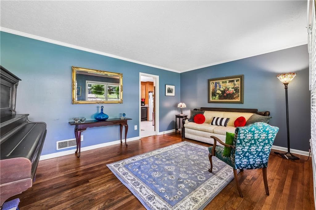 3 bedroom, 2 bathroom, 1,606 sq ft single family residence under contract at 1292 Stoneybrook Drive, Tucker, GA 30084 — photo 4