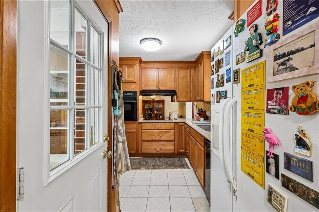 3 bedroom, 2 bathroom, 1,606 sq ft single family residence under contract at 1292 Stoneybrook Drive, Tucker, GA 30084 — photo 10