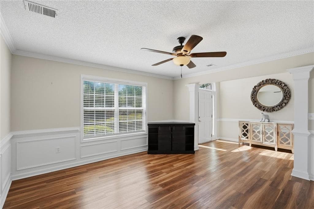 3 bedroom, 3 bathroom, 2,712 sq ft single family residence under contract at 3675 Falls Trail, Winston, GA 30187 — photo 7