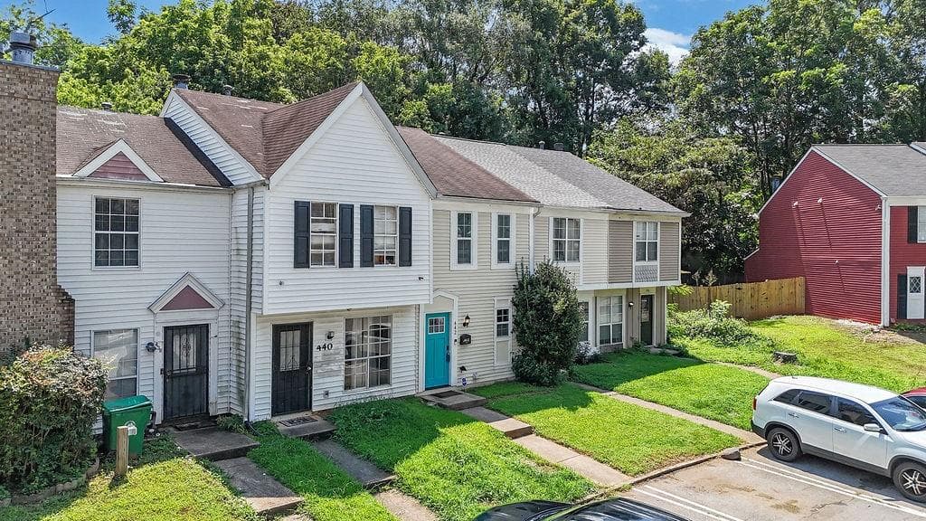 2 bedroom, 3 bathroom, 1,036 sq ft townhouse for sale at 442 Prince Of Wales, Stone Mountain, GA 30083 — photo 7