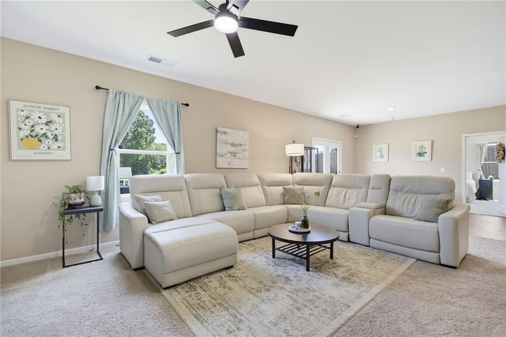 3 bedroom, 2 bathroom, 1,759 sq ft single family residence under contract at 117 Sorrento Drive, Cartersville, GA 30120 — photo 10