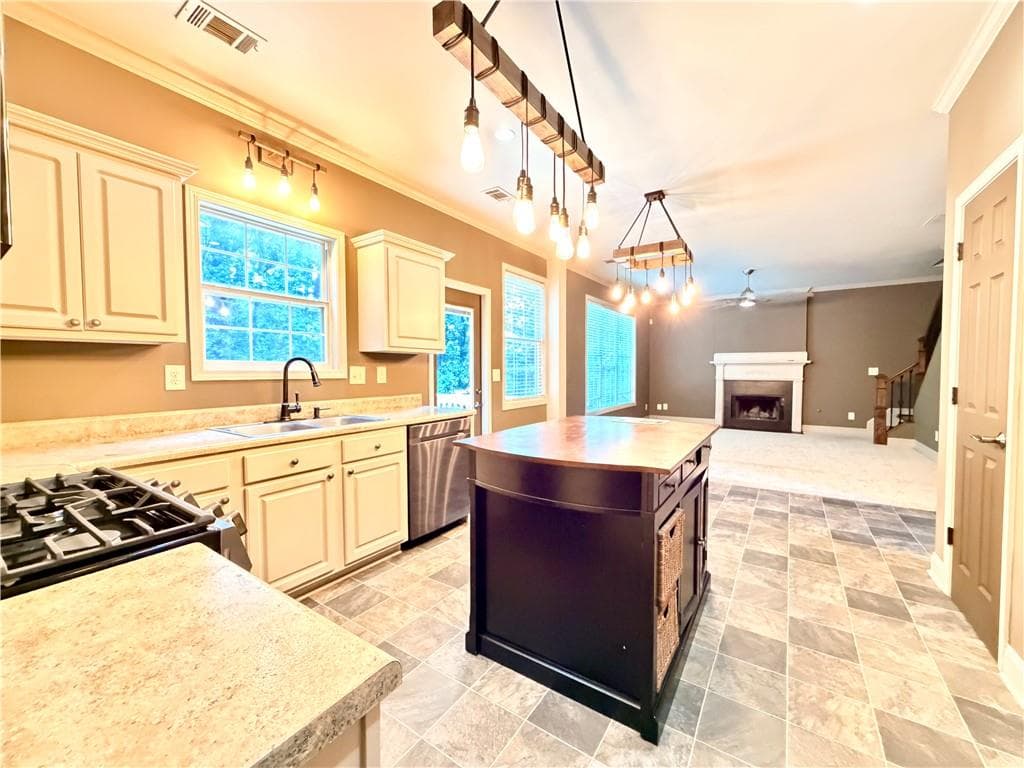 4 bedroom, 3 bathroom, 2,396 sq ft single family residence for sale at 2219 Brickton Crossing, Buford, GA 30518 — photo 8
