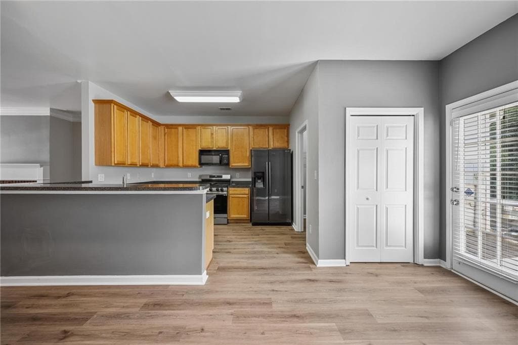 2 bedroom, 3 bathroom, 1,681 sq ft condominium for sale at 3864 Guilderoy Lane 3, Austell, GA 30106 — photo 9