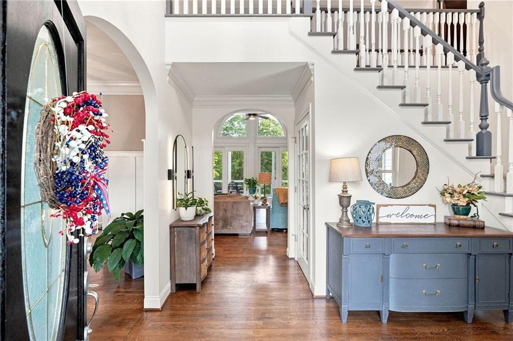 4 bedroom, 4 bathroom, 4,950 sq ft single family residence for sale at 7554 Heardsville Circle, Cumming, GA 30028 — photo 5