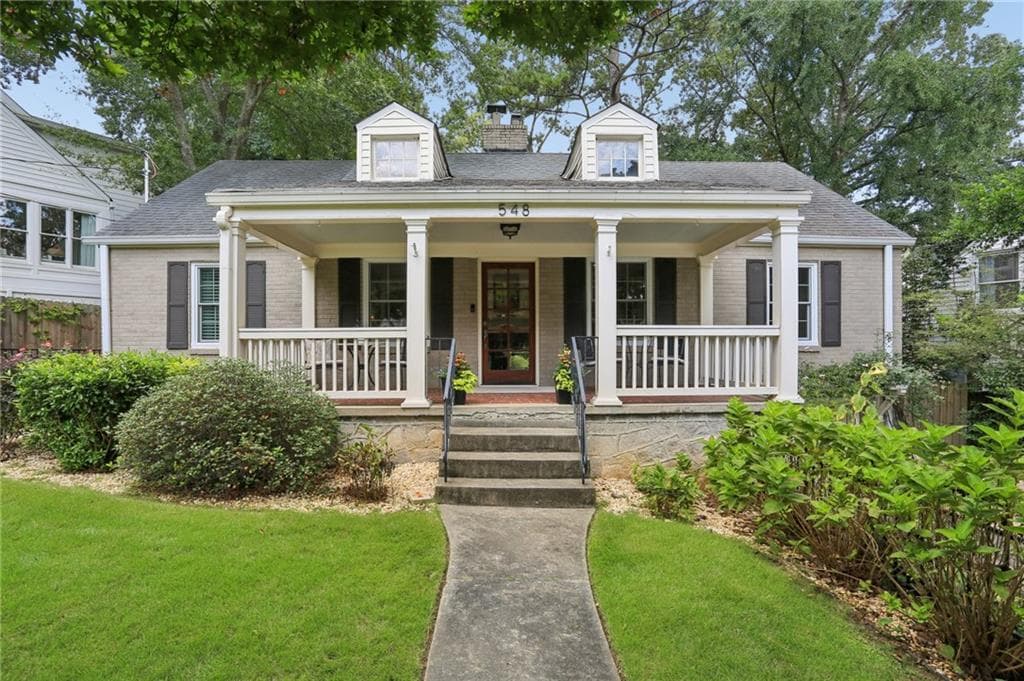 3 bedroom, 2 bathroom single family residence under contract at 548 E Wesley Road, Atlanta, GA 30305