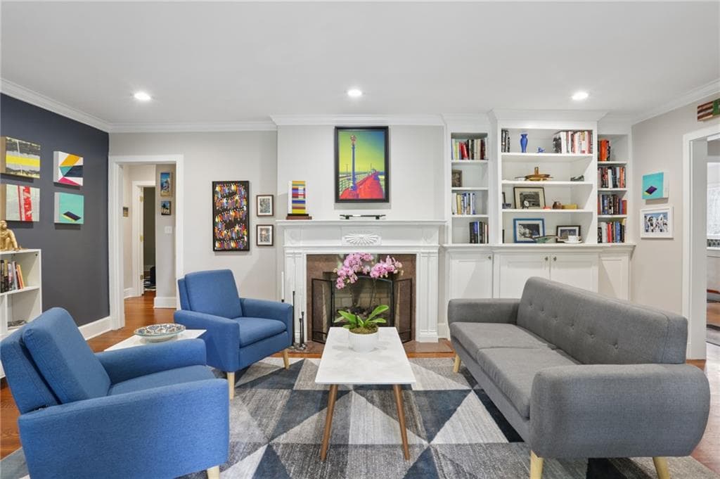 3 bedroom, 2 bathroom single family residence under contract at 548 E Wesley Road, Atlanta, GA 30305 — photo 6