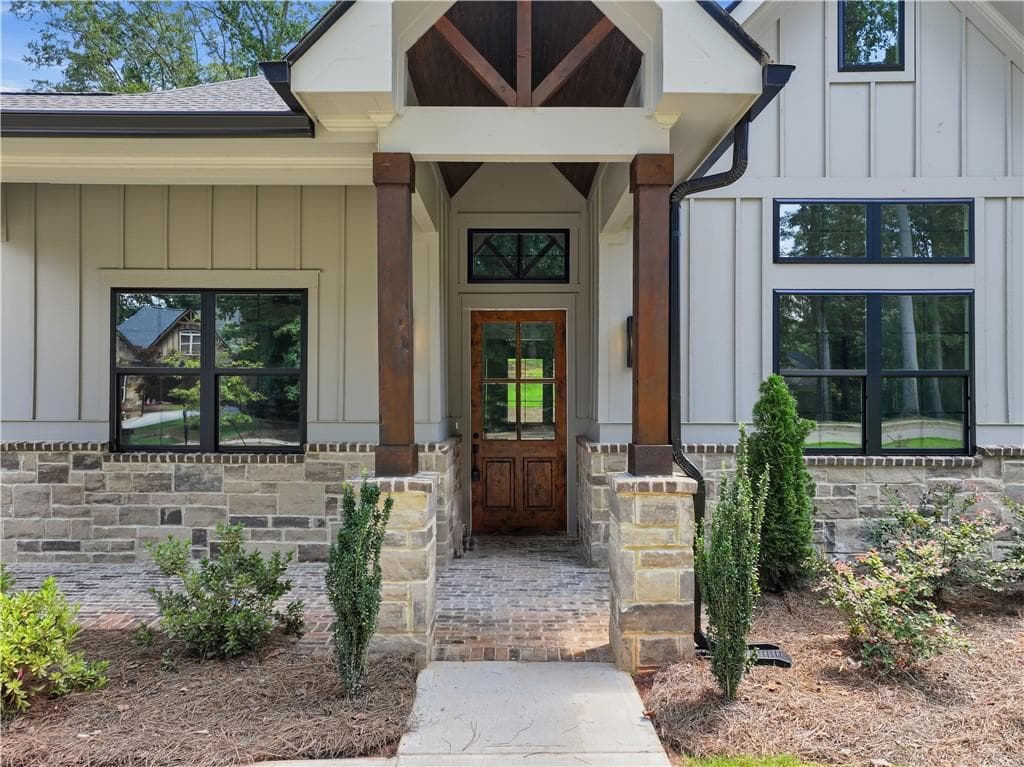 4 bedroom, 5 bathroom, 4,258 sq ft single family residence for sale at 1652 Red Cedar Road, Commerce, GA 30530 — photo 5