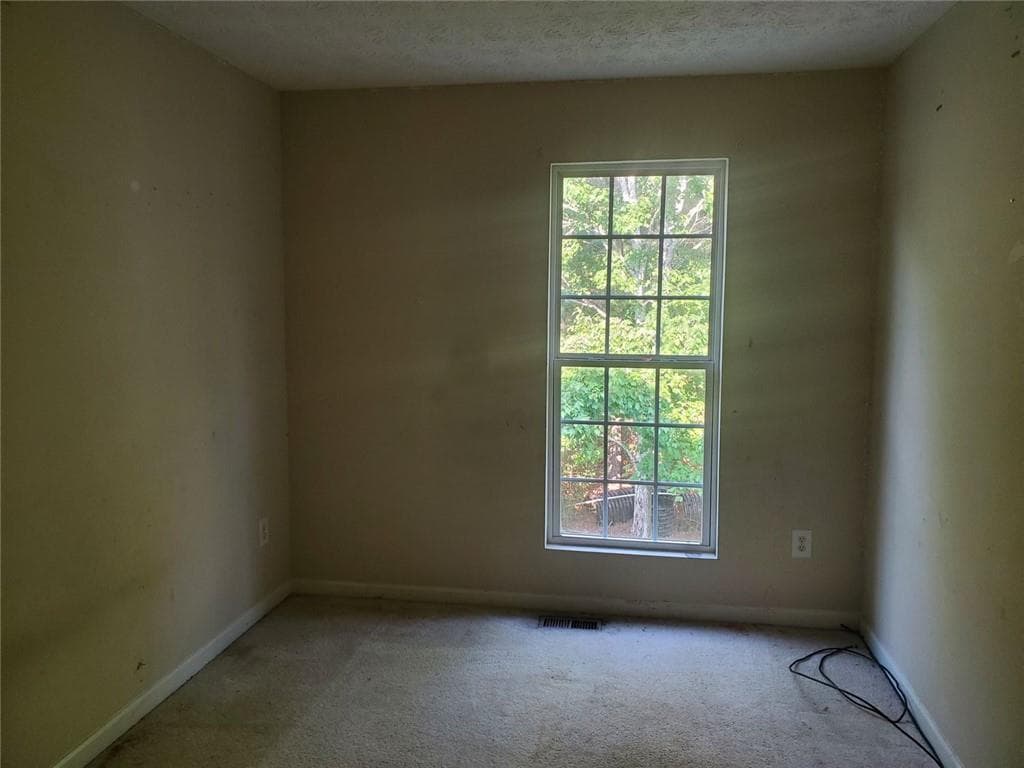 3 bedroom, 3 bathroom, 1,672 sq ft townhouse for sale at 11420 S Grove Drive, Hampton, GA 30228 — photo 6
