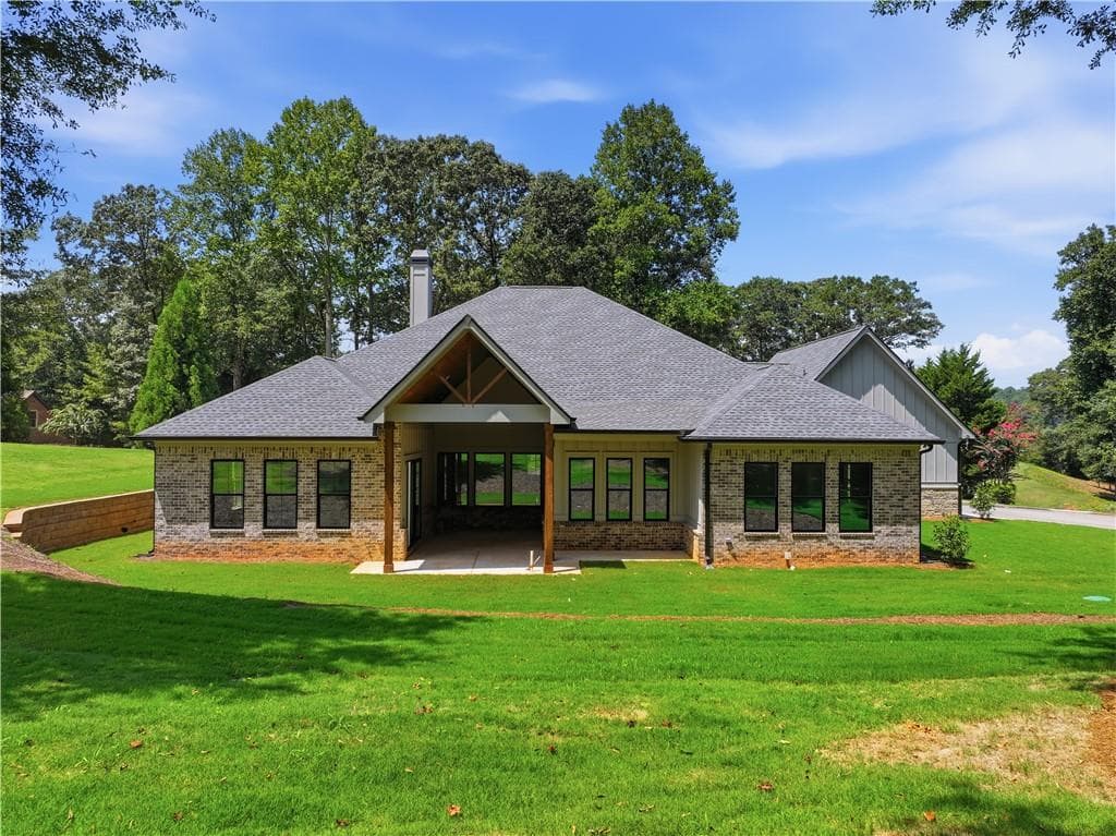 4 bedroom, 5 bathroom, 4,258 sq ft single family residence for sale at 1652 Red Cedar Road, Commerce, GA 30530 — photo 4