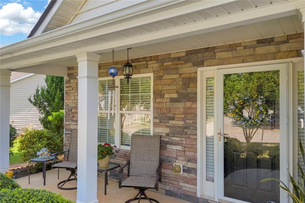 2 bedroom, 2 bathroom, 1,366 sq ft single family residence for sale at 105 Briarcrest Drive, Jefferson, GA 30549 — photo 9