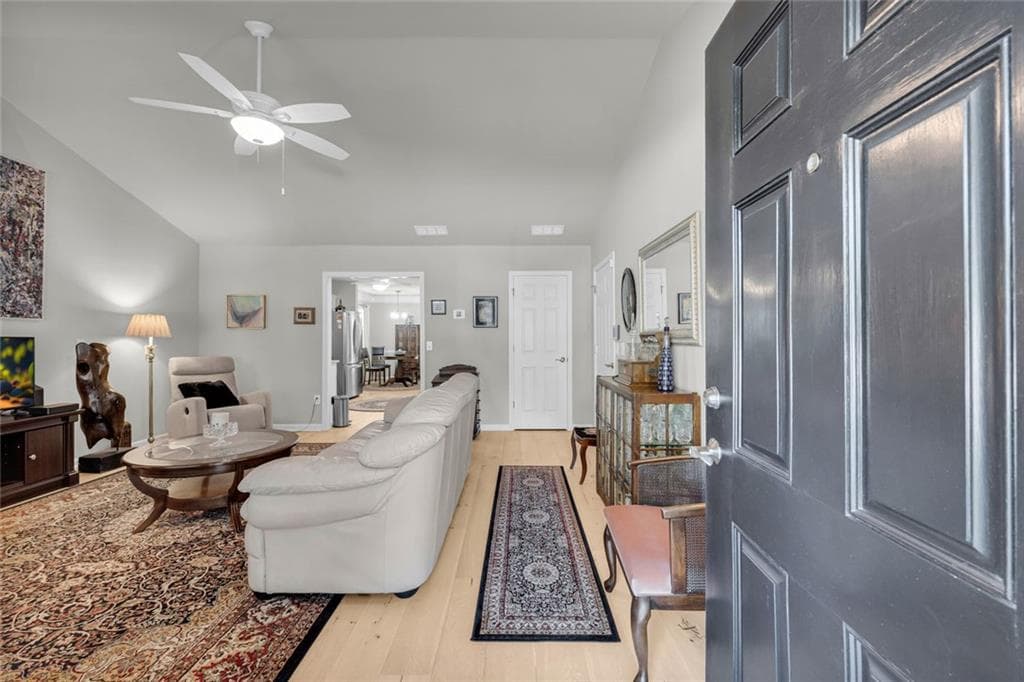 2 bedroom, 2 bathroom, 1,366 sq ft single family residence for sale at 105 Briarcrest Drive, Jefferson, GA 30549 — photo 10