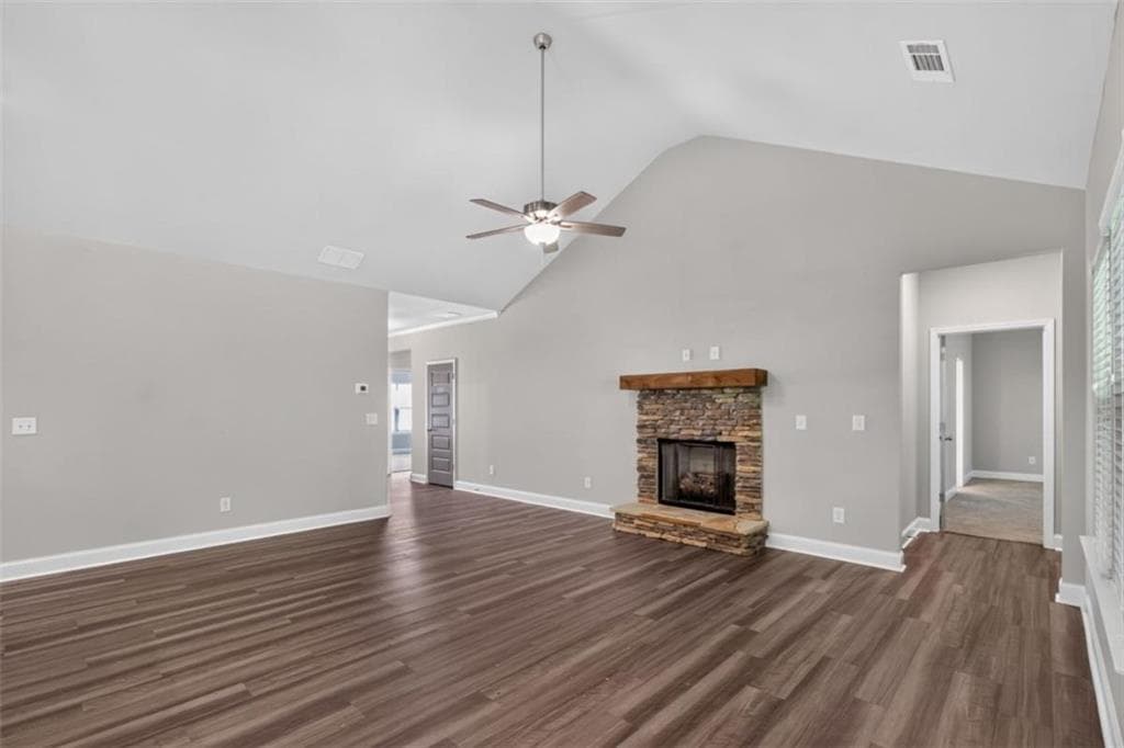3 bedroom, 3 bathroom, 2,158 sq ft single family residence for sale at 131 Holtz Drive, Carrollton, GA 30117 — photo 5