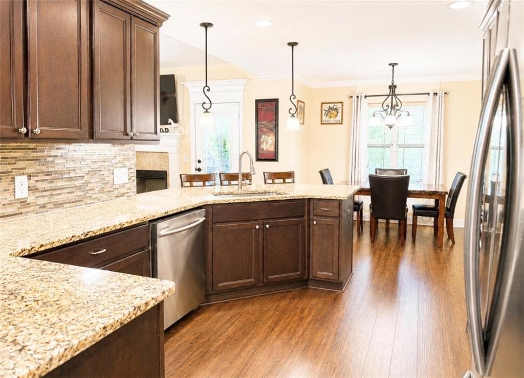 4 bedroom, 2 bathroom, 1,903 sq ft single family residence for sale at 105 Mcewen Court, Perry, GA 31069 — photo 9