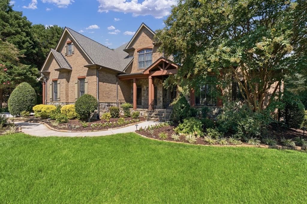 4 bedroom, 6 bathroom, 8,500 sq ft single family residence for sale at 2551 Acacia Park Place, Marietta, GA 30062 — photo 2