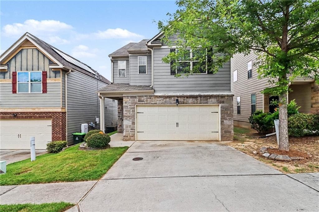 3 bedroom, 3 bathroom, 2,114 sq ft single family residence under contract at 5885 Seabright Lane, Atlanta, GA 30349