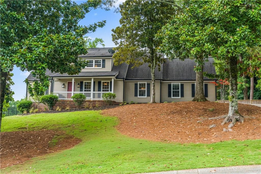 4 bedroom, 4 bathroom, 2,797 sq ft single family residence sold at 971 Clubland Way, Marietta, GA 30068